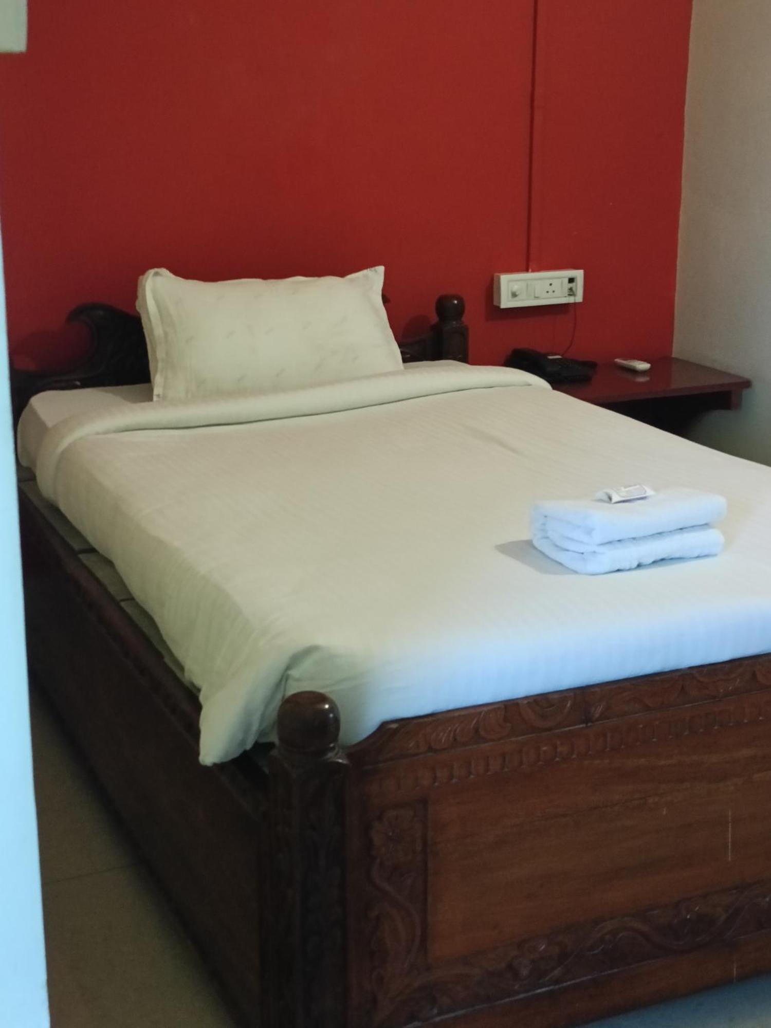 Hotel Bhargav Guwahati Eksteriør billede