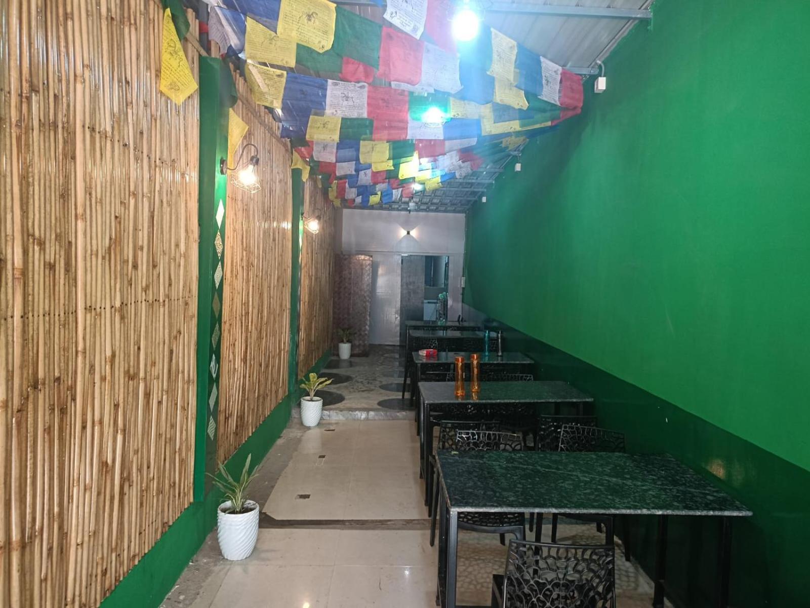 Hotel Bhargav Guwahati Eksteriør billede
